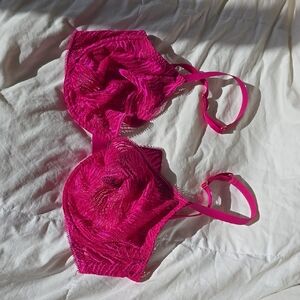 VS Elegant Pink Lace Bra